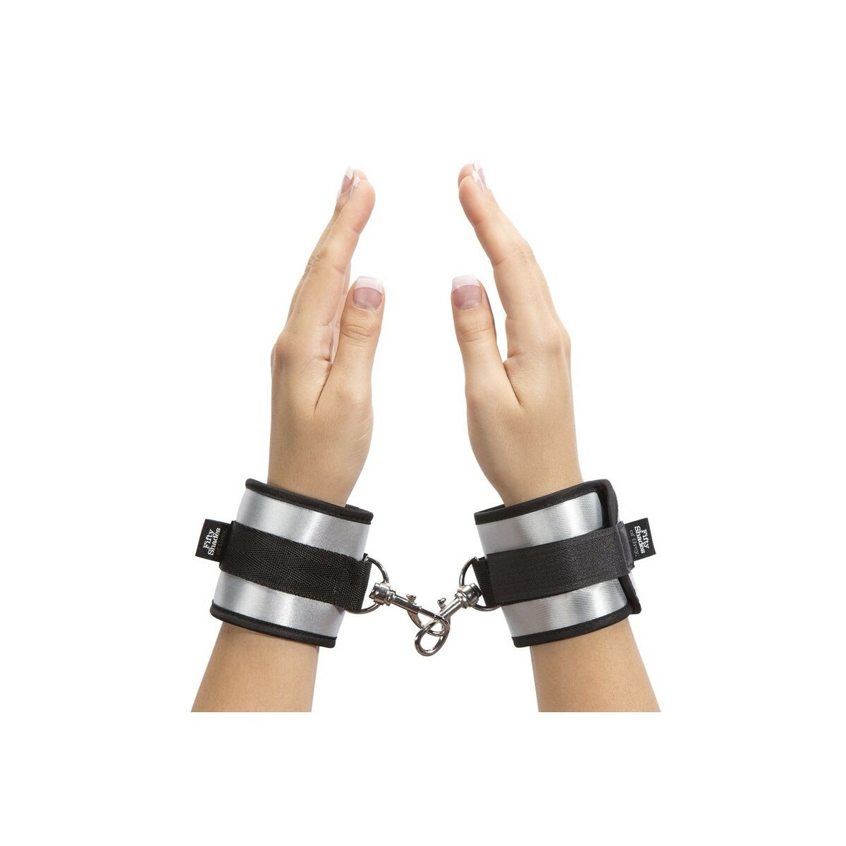 V4H118D751BBC6F2E189BAD75750963858BR4658440P2