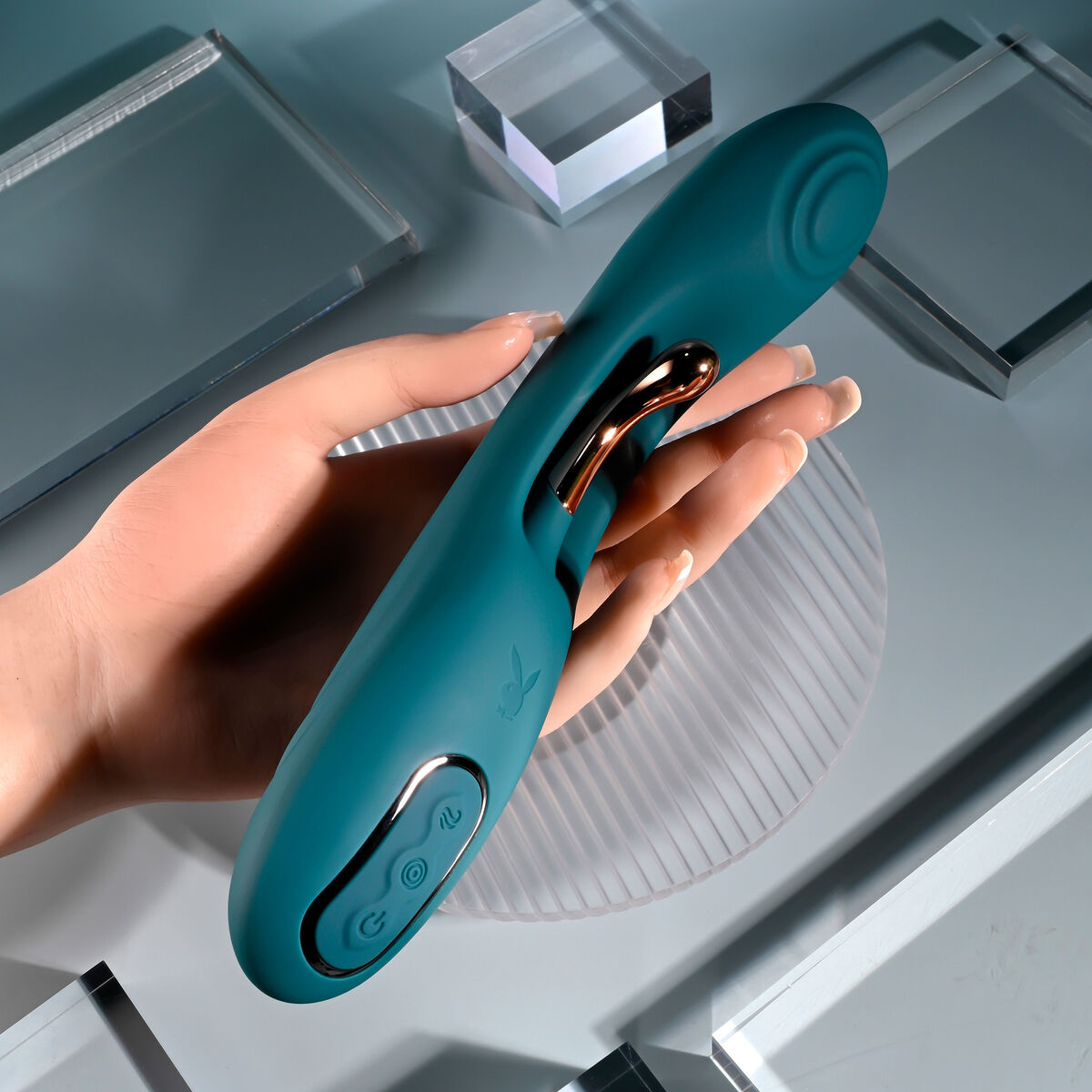 V3HBEFC8AC74C1CC44447FE6425AEC7FFEDR5583556P8