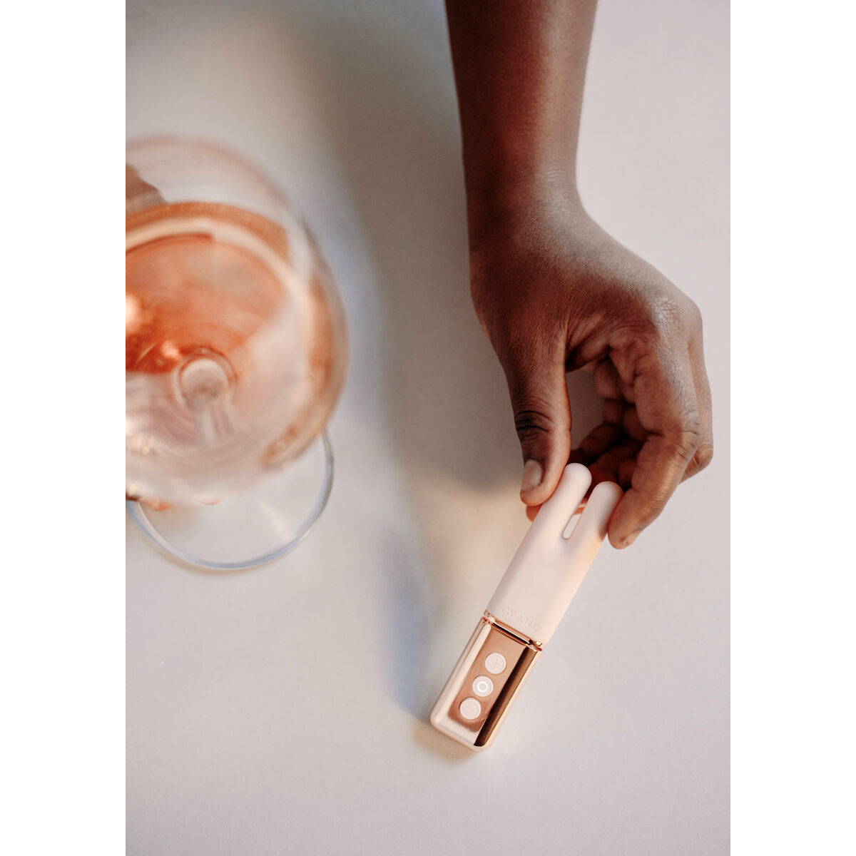 V4H5B0E3124E0E561E83F801AD74803B5C6R4634210P4